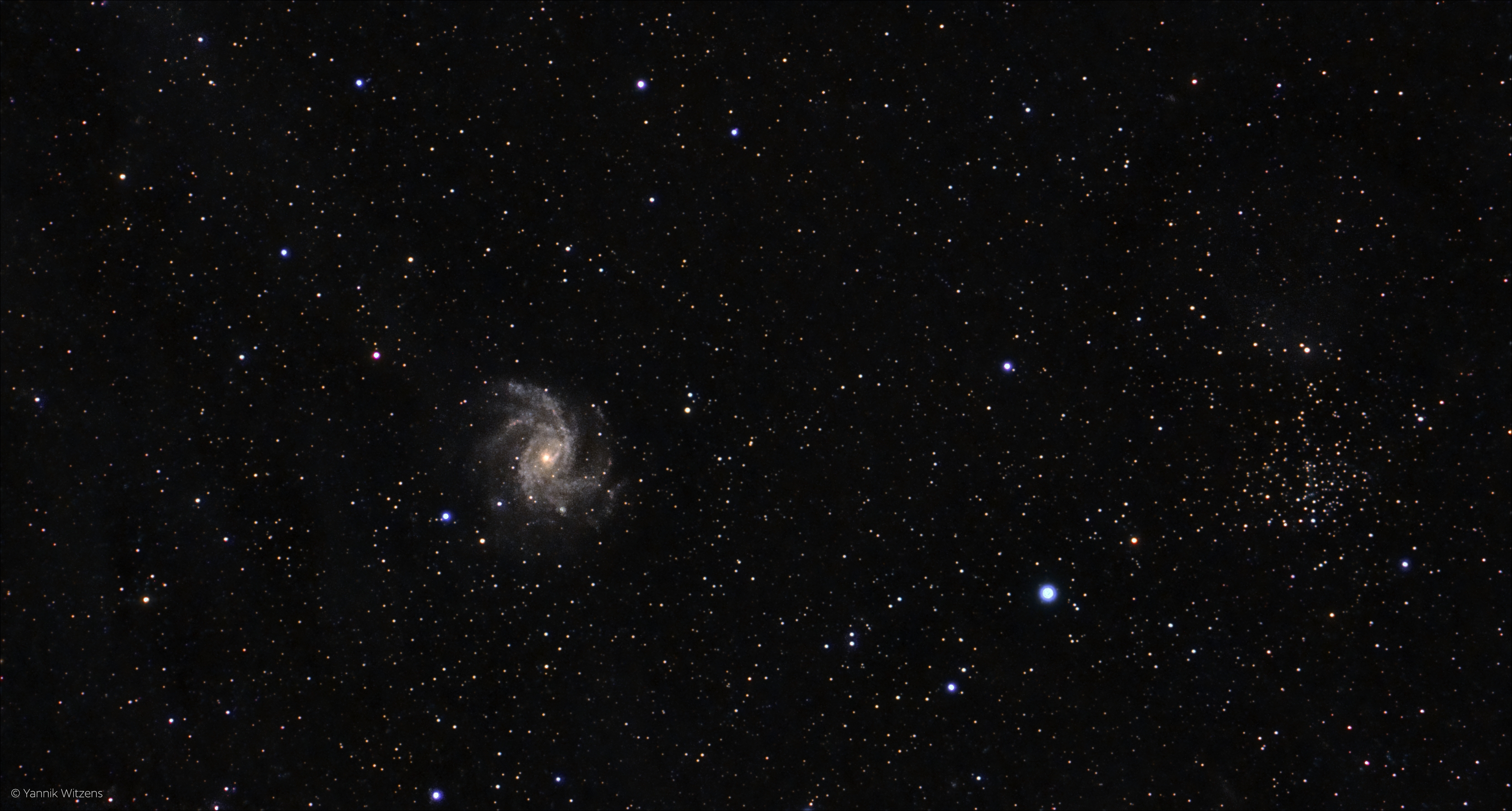 Feuerwerksgalaxie (NGC6946), Geisterbuschhaufen (NGC6939)